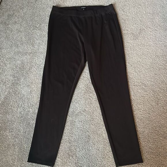 Hannah Pants! - Picture 10 of 10